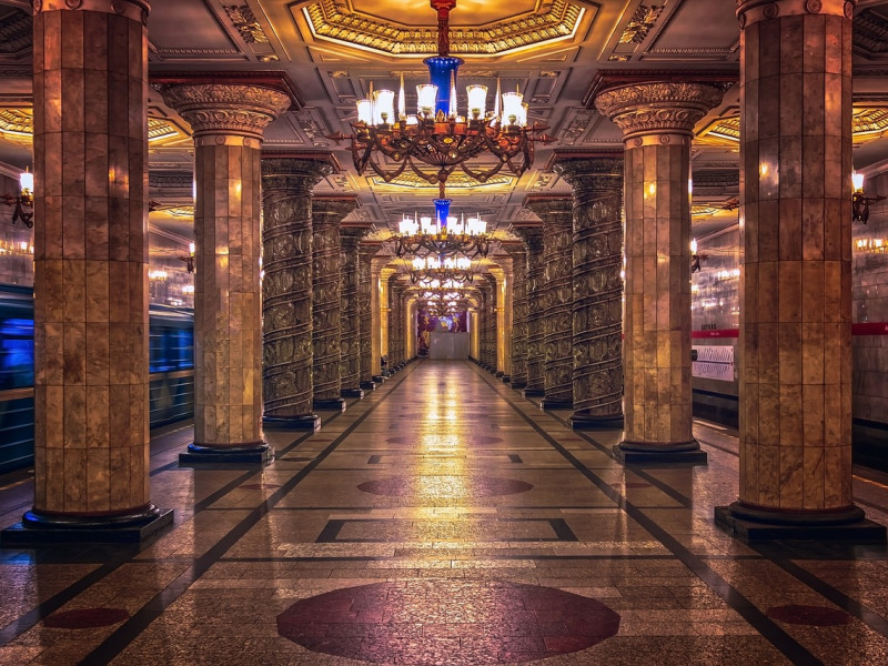 Групповая экскурсия для детей в Санкт-Петербурге &laquo;МЕТРО. СТРАНИЦЫ ИСТОРИИ&raquo;